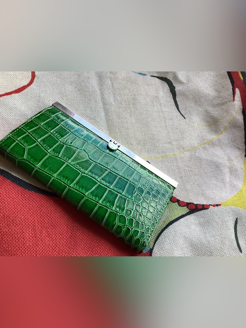 Green Croc-Embossed pocket book